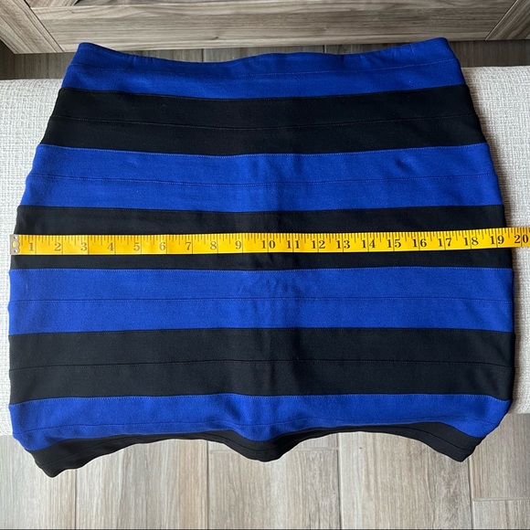 Express Bandage Skirt - Picture 8 of 9